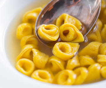 Cappelletti in Broth