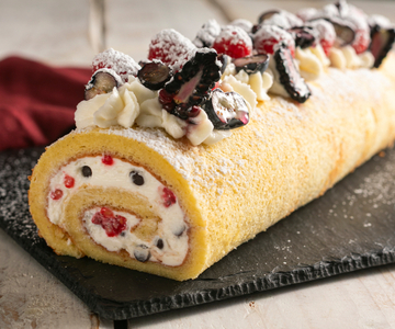 Gluten-Free and Lactose-Free Christmas Roll