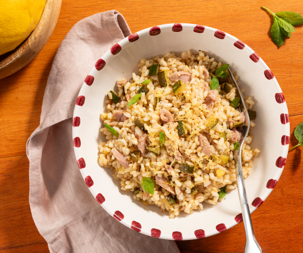 Cold Rice with Tuna, Zucchini, and Lemon