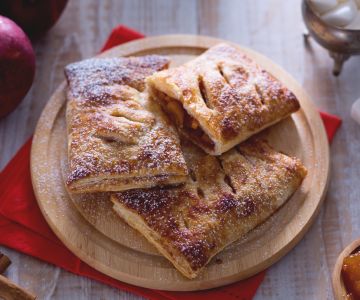 Puff Pastry Bundles with Apple Heart