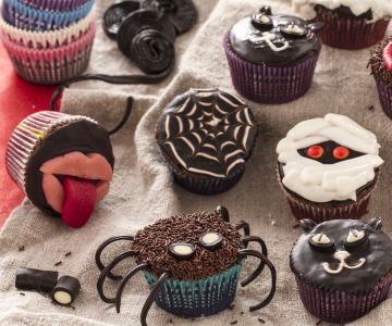 Monstrous Halloween Cupcakes