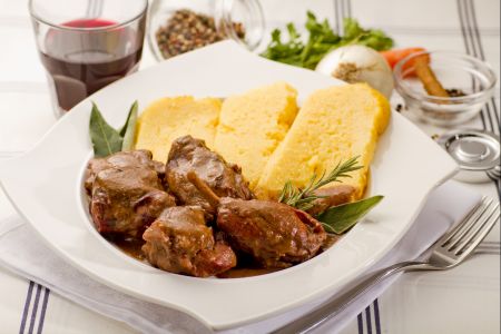 Rabbit in Salmì with Polenta