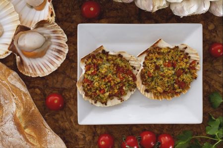 Provençal-style Gratinated Scallops