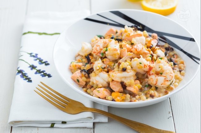 Fregola with Fish Ragù - Italian recipes by GialloZafferano
