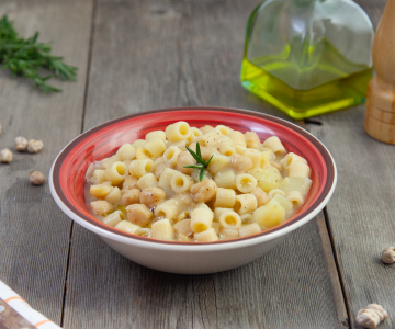 Pasta with Chickpeas and Potatoes