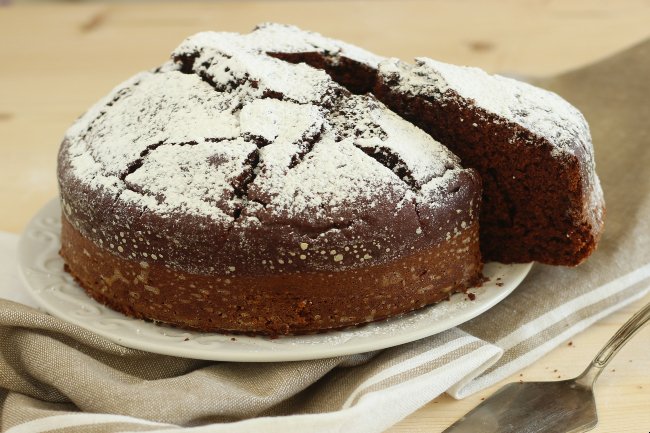 Soft Chocolate and Ricotta Cake - Italian recipes by GialloZafferano
