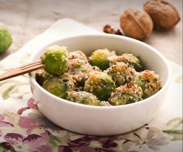 Brussels sprouts with gorgonzola and walnuts