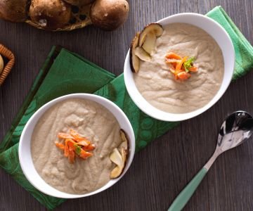 Cream of Porcini Mushrooms with Crispy Salmon Julienne