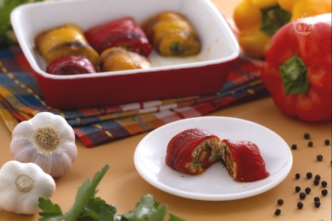 Baked Bell Pepper Rolls - Italian recipes by GialloZafferano