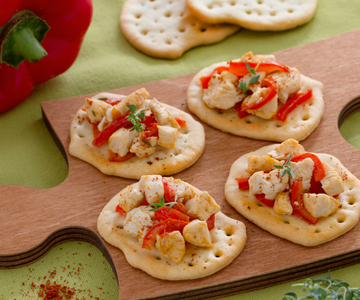 Flatbreads with paprika chicken and red peppers