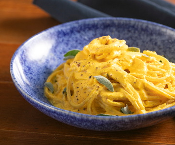 Creamy ricotta and saffron pasta