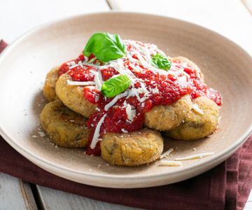 Eggplant meatballs alla Norma