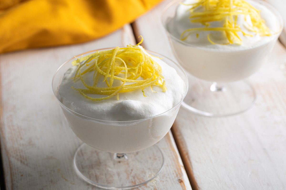 Lemon spumone