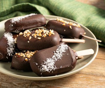 Greek yogurt popsicles
