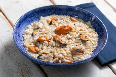Cacio e pepe risotto with mussels