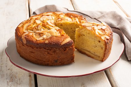 Apple cake with almond flour