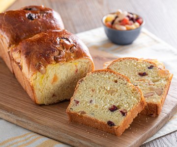 Brioche with Dried Fruit