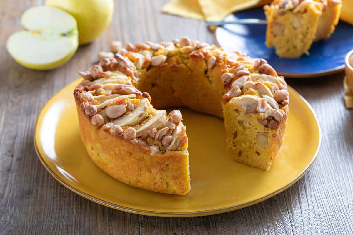 Apple, Pumpkin and Mixed Nuts Bundt Cake