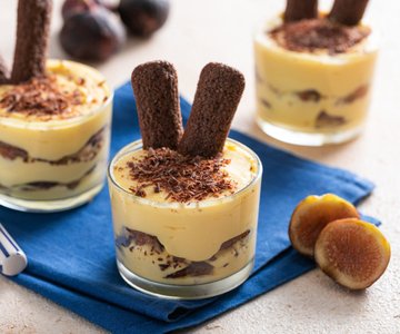 Tiramisu with figs and Pavesini