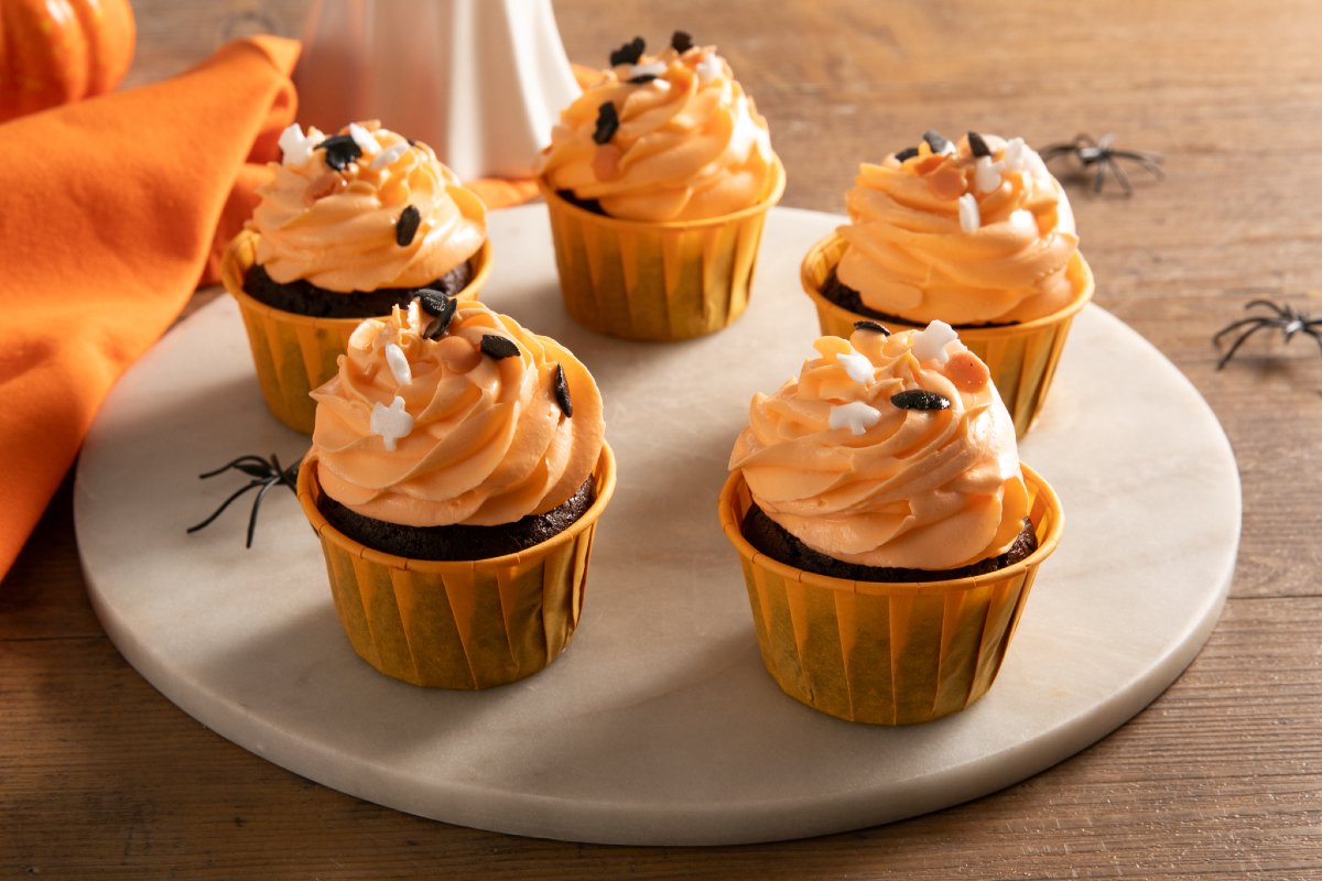 Air Fryer Halloween Cupcakes