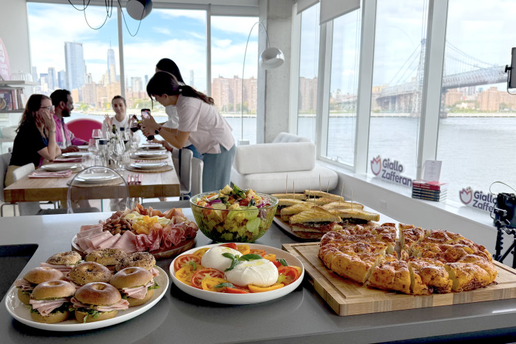 CasaGiallo: Creative Experiences and Content for Brands