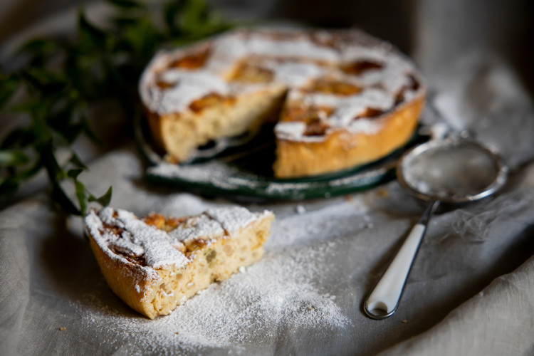 Italy's Most Iconic Easter Cake Has a Secret — And It's Not What You Think