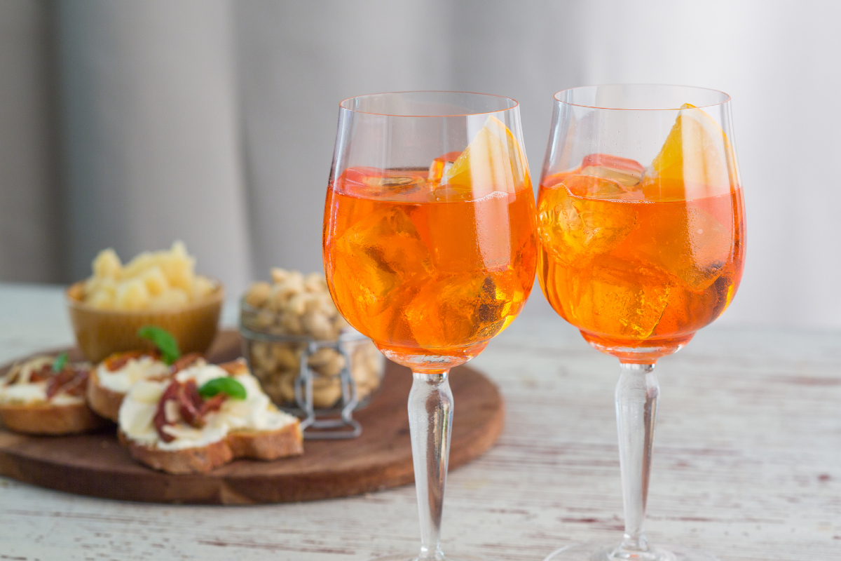 The Italian Aperitivo: How to Do It Right