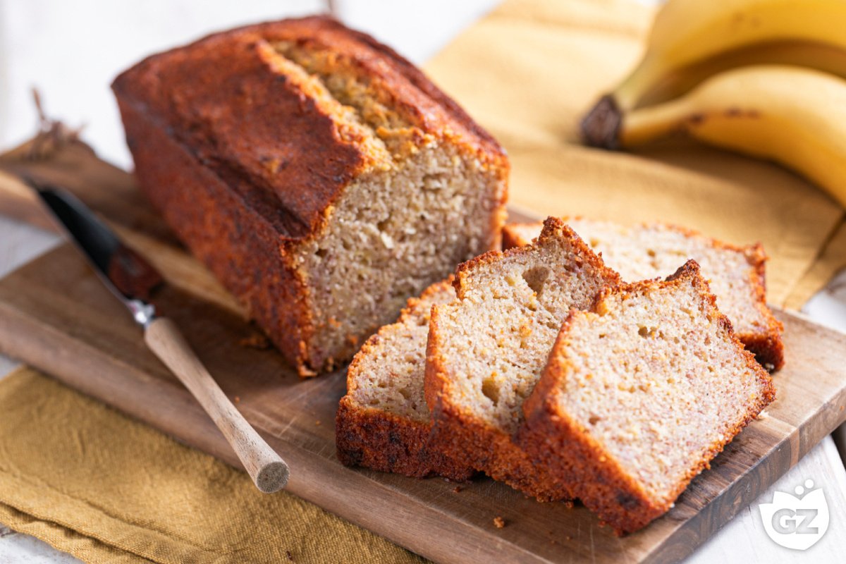 Banana Bread: The Classic Recipe + 4 Variations, Including a Vegan One