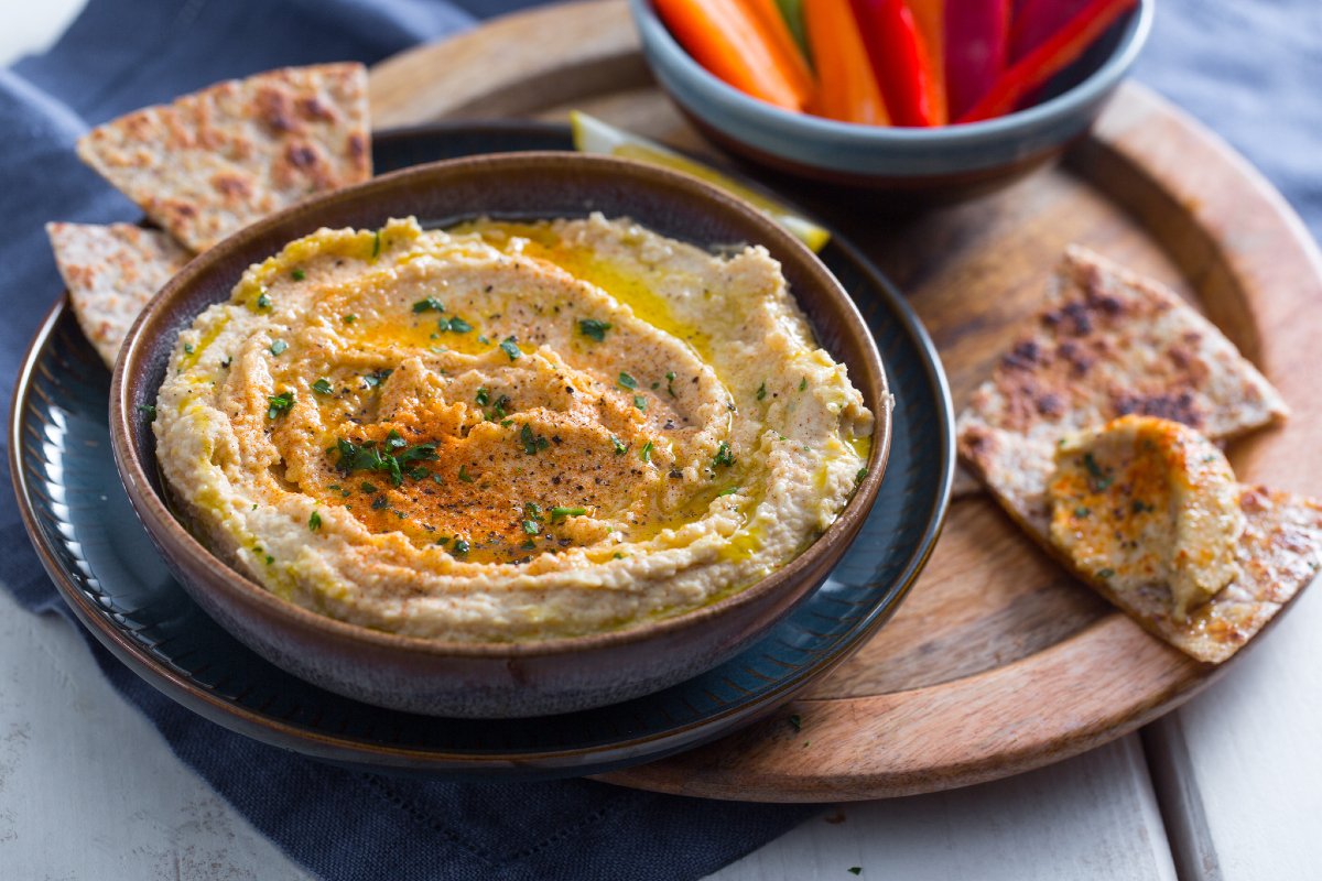10 easy and tasty hummus recipes to make at home