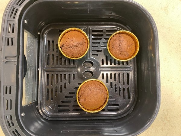 Air Fryer Halloween Cupcakes - step 2